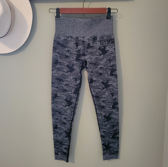 Gymshark Camo Leggings Size S - Picture 2 of 12